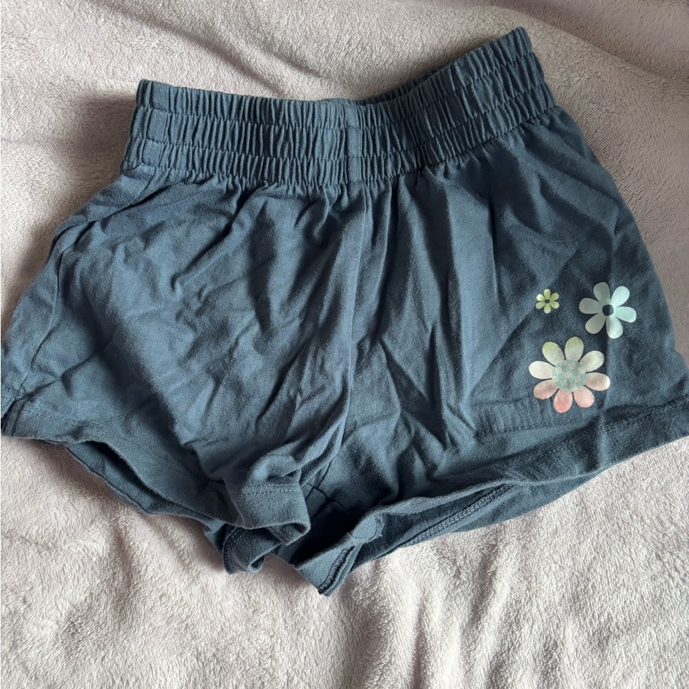 Wonder Nation Gray Floral Girls Athletic Shorts